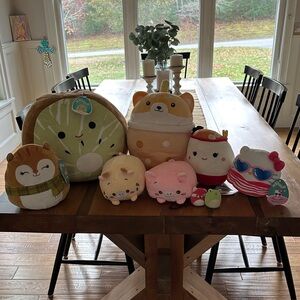 🌿 SQUISHMALLOWS Lot of 9.